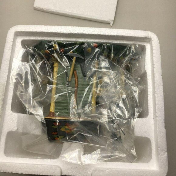 Department 56 Grimsly's Tool Shed The Original Snow Village Halloween #56.54717 - Picture 6 of 9